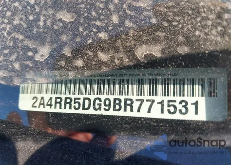 2011 Chrysler Town & Country Touring z USA, uszkodzony, nr VIN 2A4RR5DG9BR771531